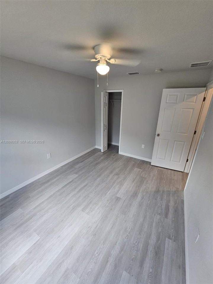 600 Zara Goza Ct #600 - Photo 6 of 18