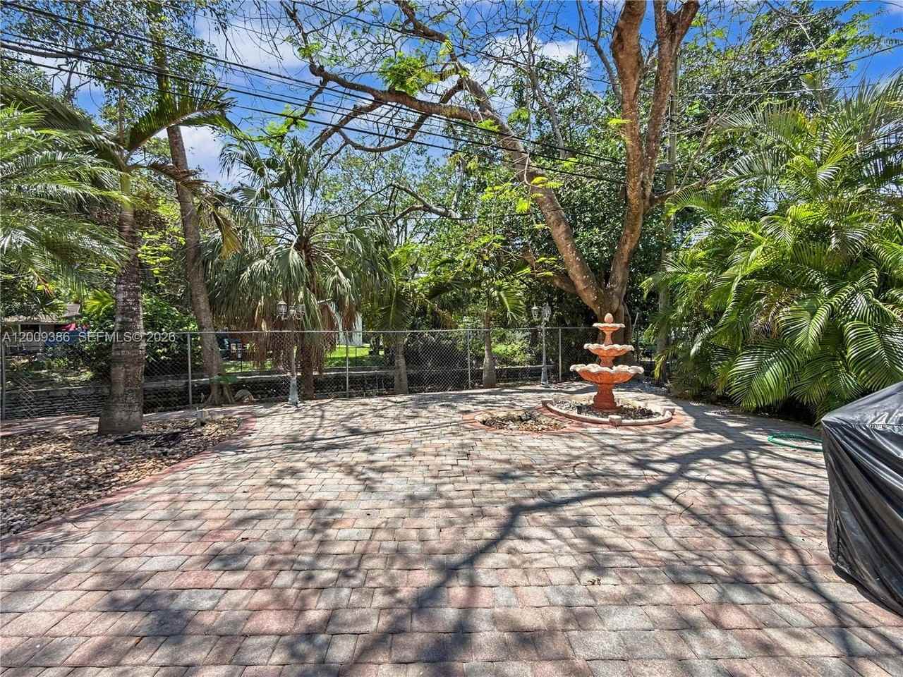 6714 N Waterway Dr #0 - Photo 6 of 18