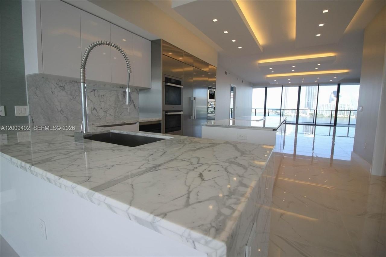 5000 Island Estates Dr #606 - Photo 6 of 50