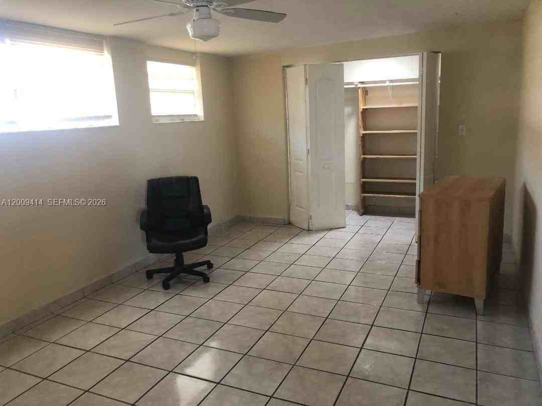 3321 Sw 91st Ave #3321 - Photo 4 of 11