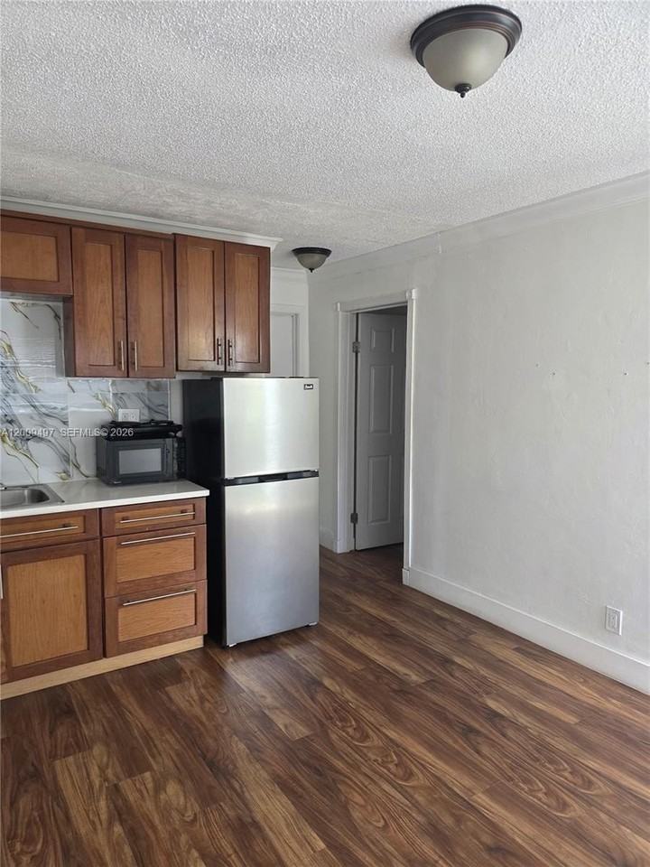 8398 W 14th Ave #A - Photo 6 of 6