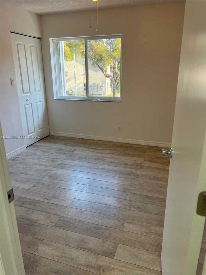 9203 Sw 138th Pl #9203 - Photo 6 of 22