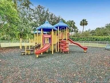 13209 Sw 44th St #17101 - Photo 7 of 10