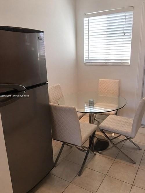 503 74th St #B3 - Photo 5 of 10