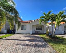 10924 Sw 182nd Ln - Photo 1 of 1