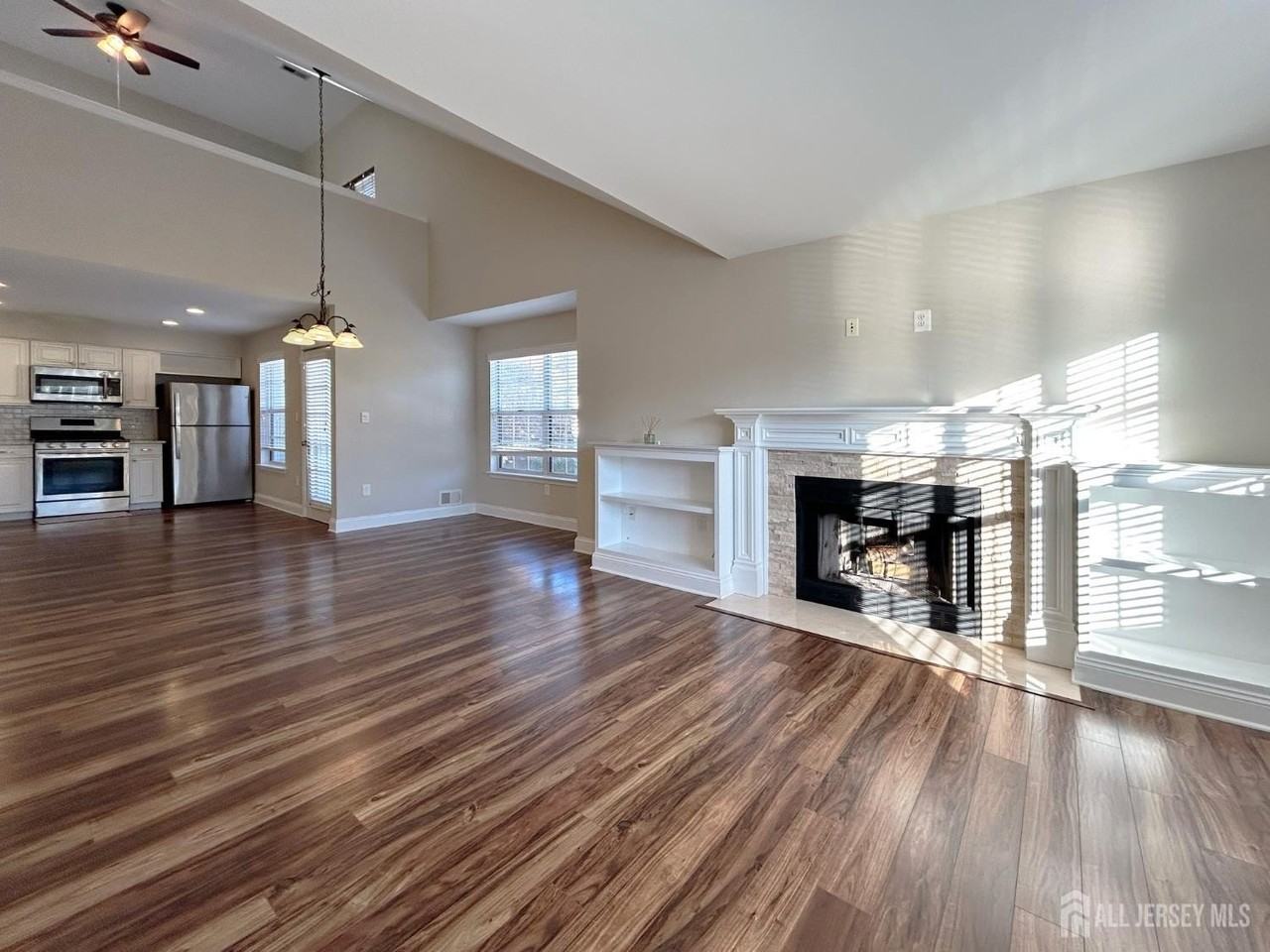 3108 Vroom Dr - Photo 5 of 26