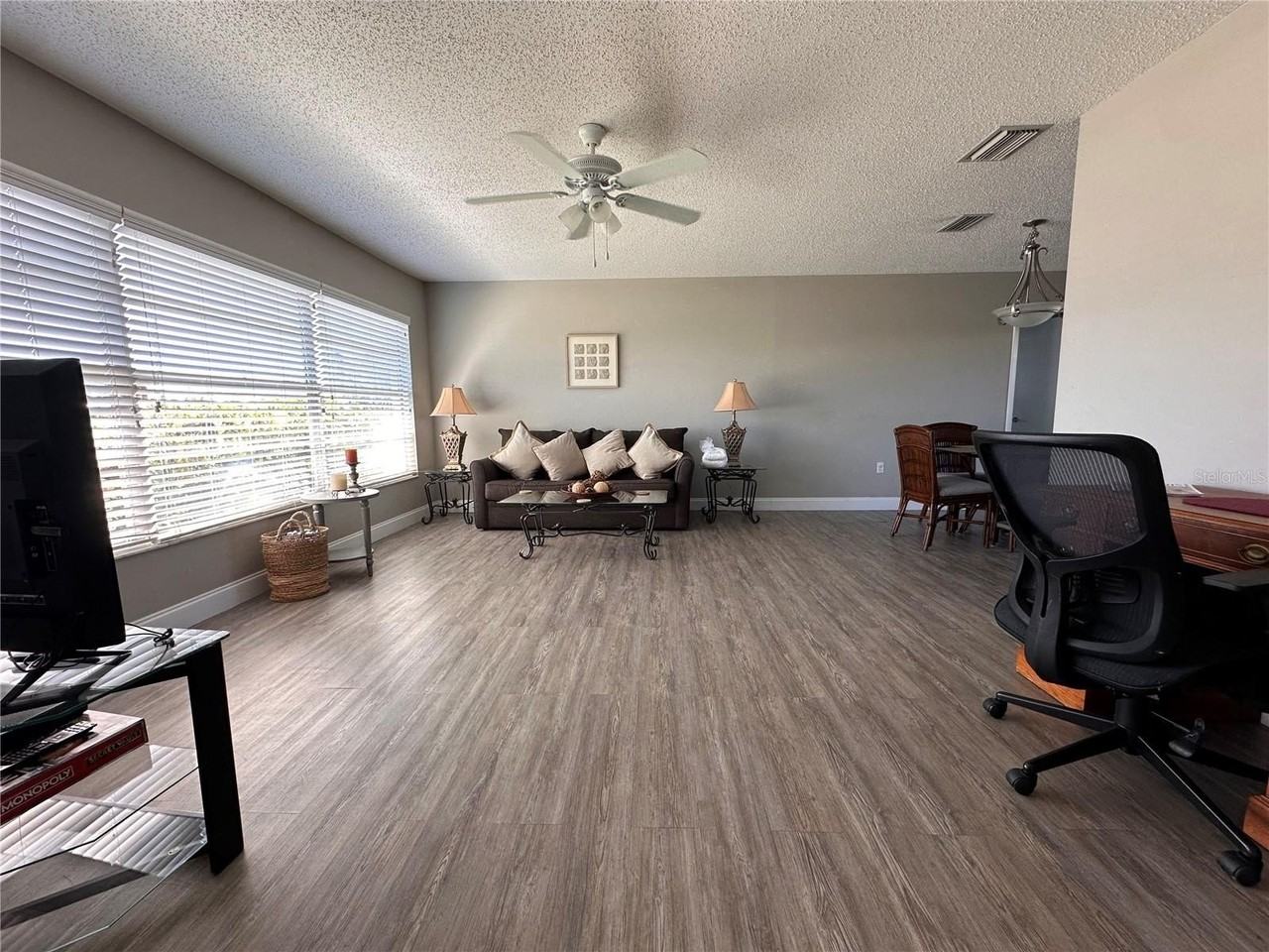 6914 20th Ave W - Photo 7 of 18