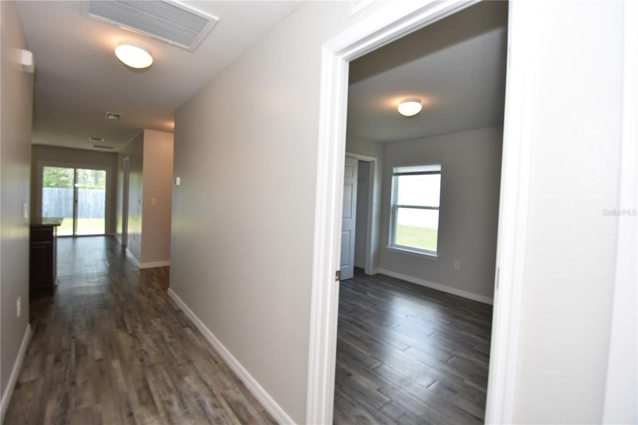 21 Seward Trl E #B - Photo 4 of 31