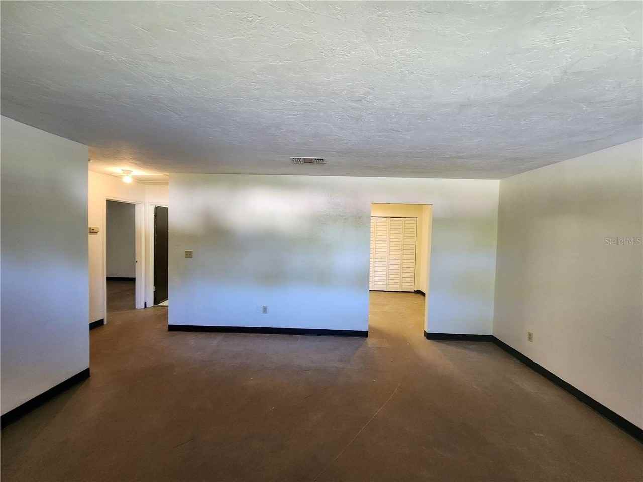 5817 Nw 23rd Ter #1 - Photo 7 of 9