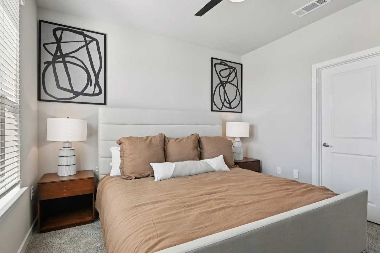 Theo Trl #7105 - Photo 3 of 8