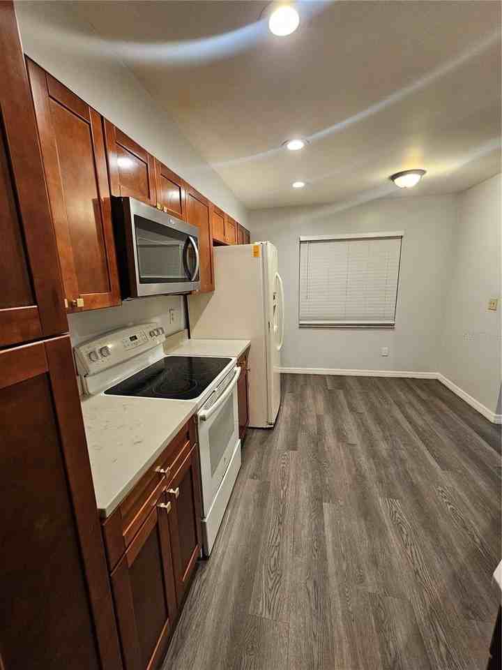 4414 Cluster Dr #4414 - Photo 4 of 13