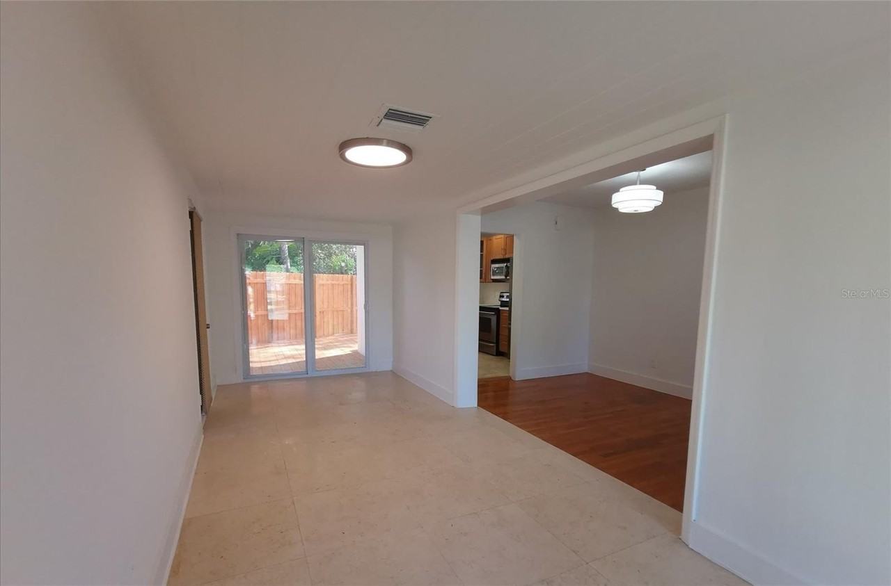 2314 Buckminster Cir - Photo 7 of 18