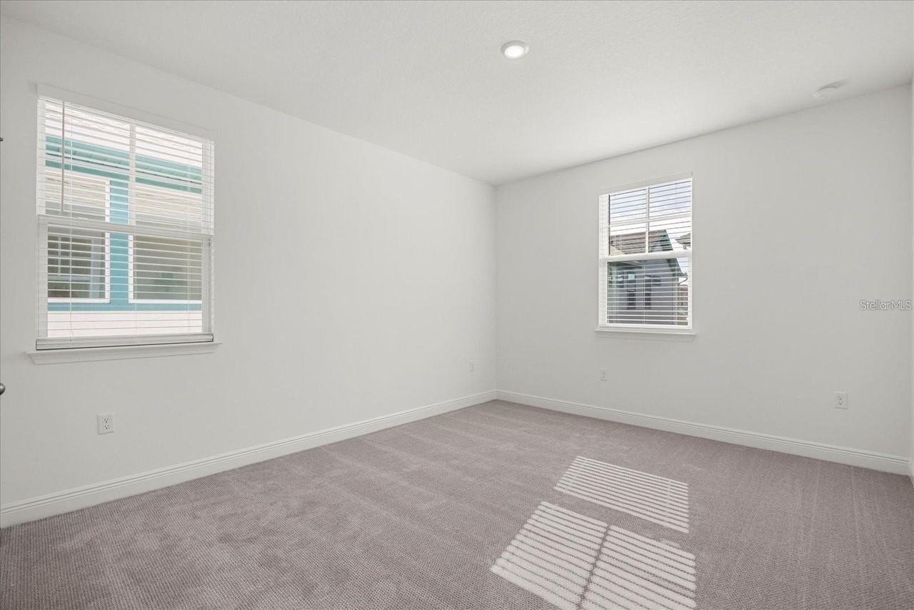 10032 Hulse Aly - Photo 7 of 9