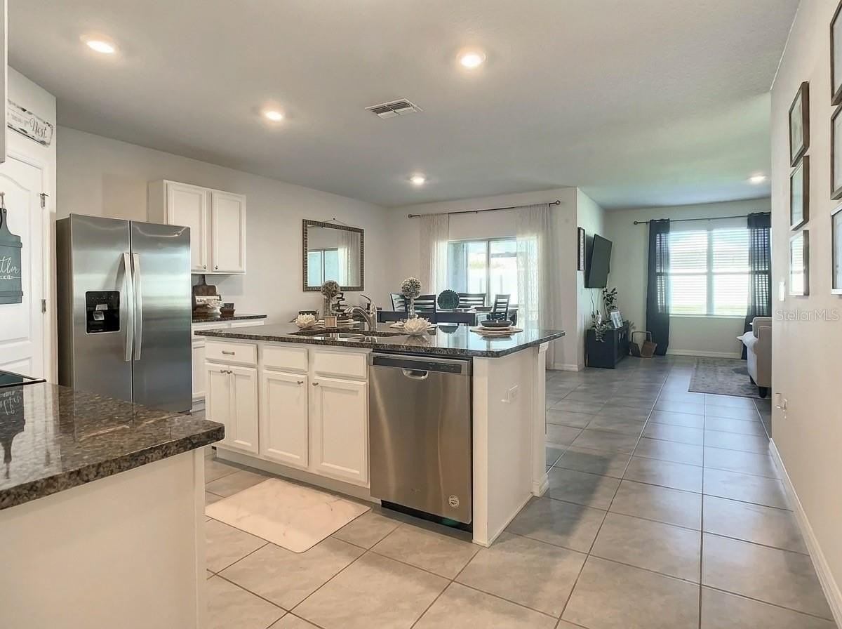 507 Autumn Stream Dr - Photo 2 of 15