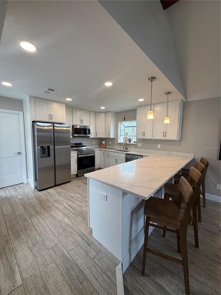 509 N Peninsula Ave - Photo 7 of 31