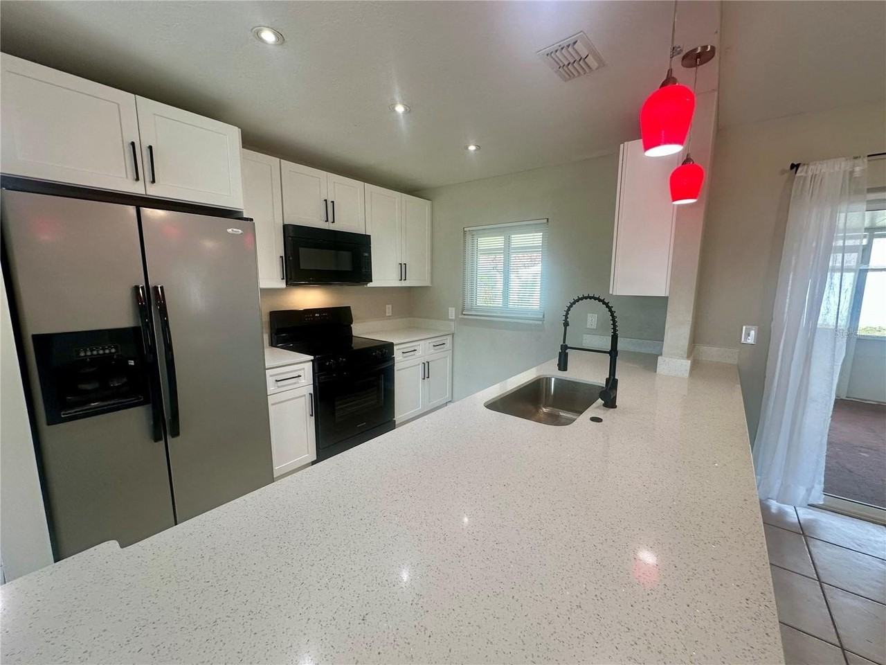 3261 Bo Jeremy Dr - Photo 3 of 11