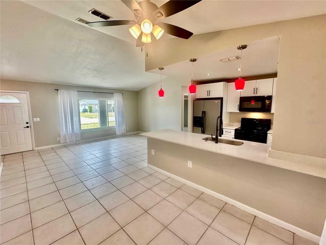 3261 Bo Jeremy Dr - Photo 4 of 11