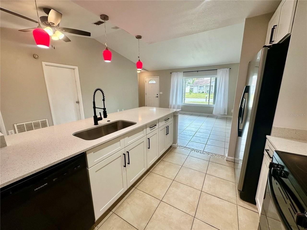 3261 Bo Jeremy Dr - Photo 6 of 11