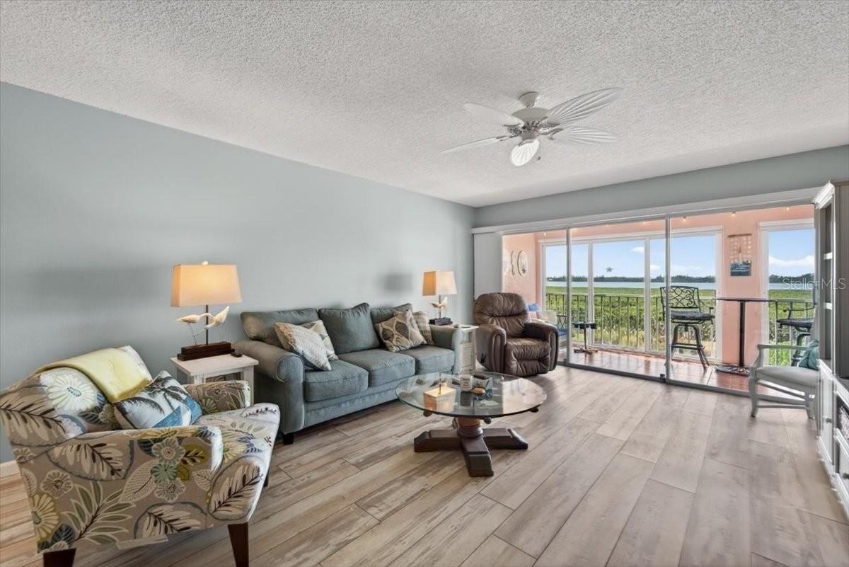 1343 Perico Point Cir #117 - Photo 4 of 50