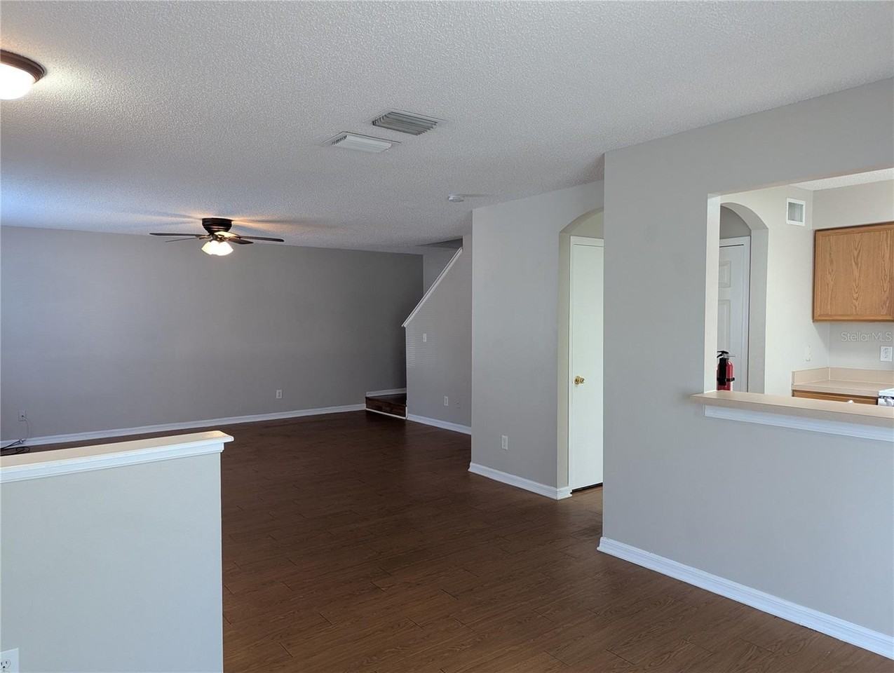 4122 Waterside Island Ct - Photo 5 of 17