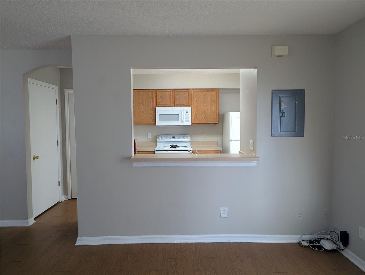 4122 Waterside Island Ct - Photo 6 of 17