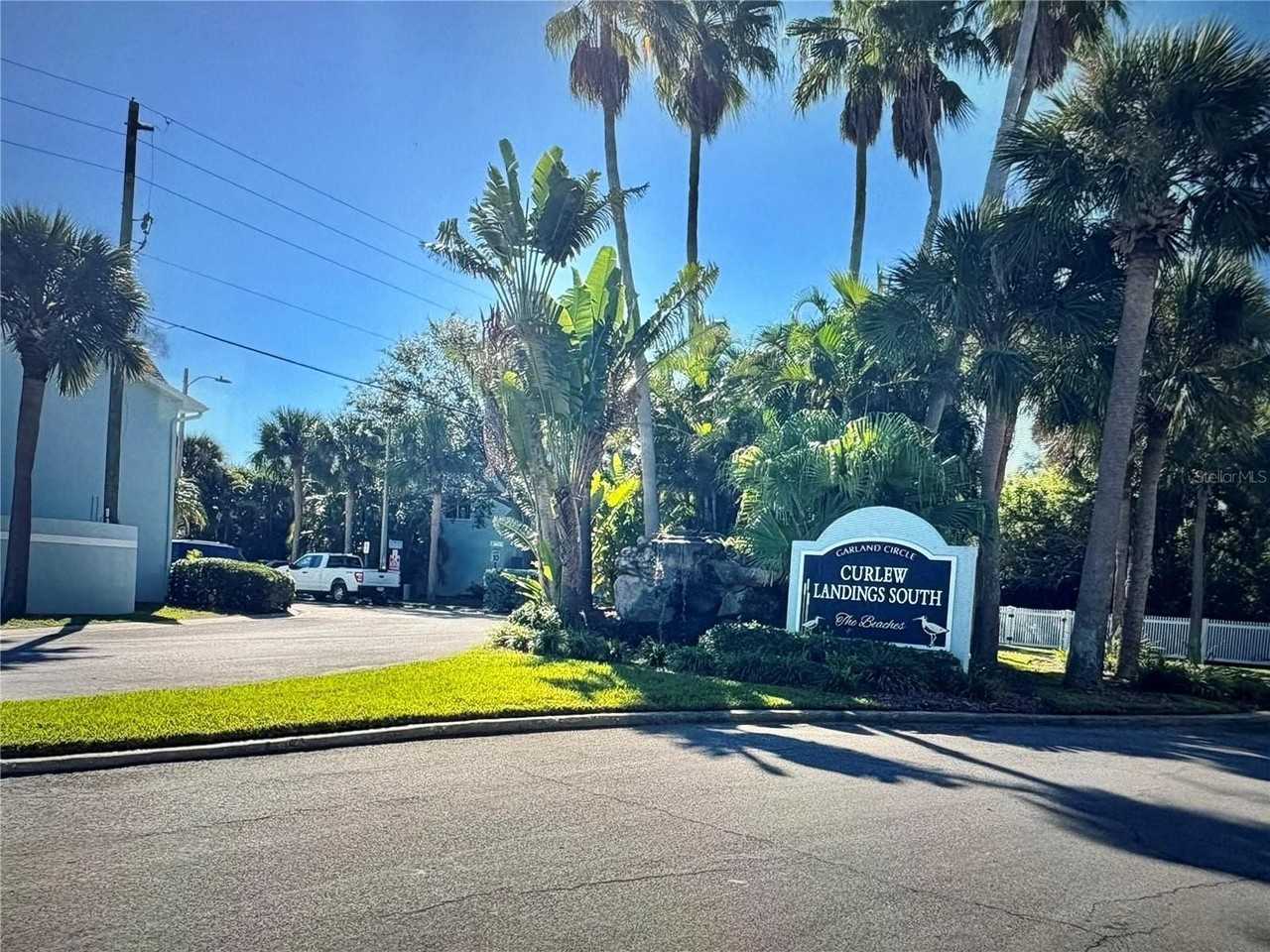 629 Garland Cir - Photo 3 of 27