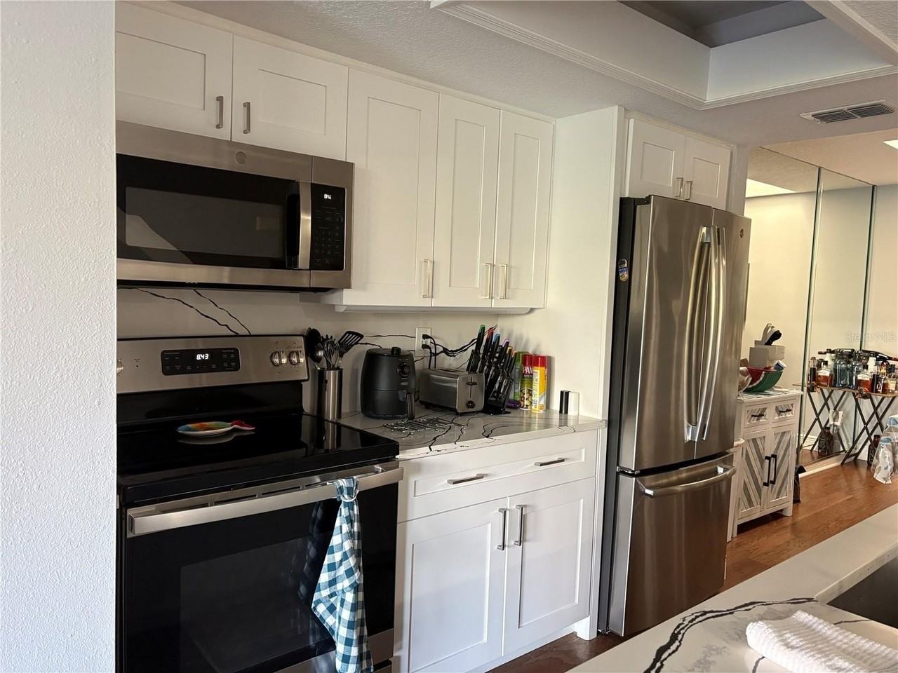 629 Garland Cir - Photo 6 of 27