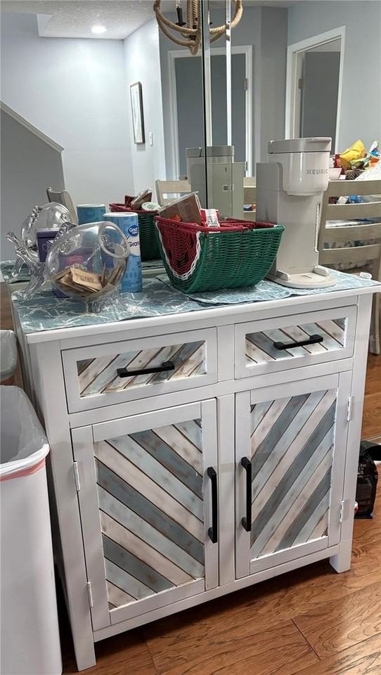 629 Garland Cir - Photo 7 of 27