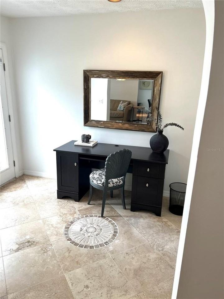 3014 W Mason St #A - Photo 3 of 41