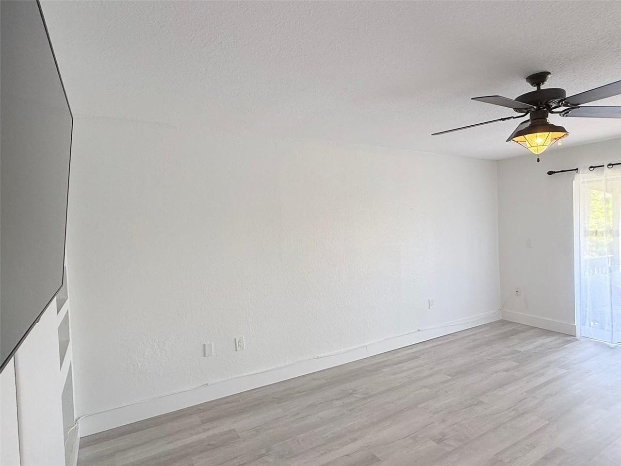 11409 8th St N #1506 - Photo 6 of 23