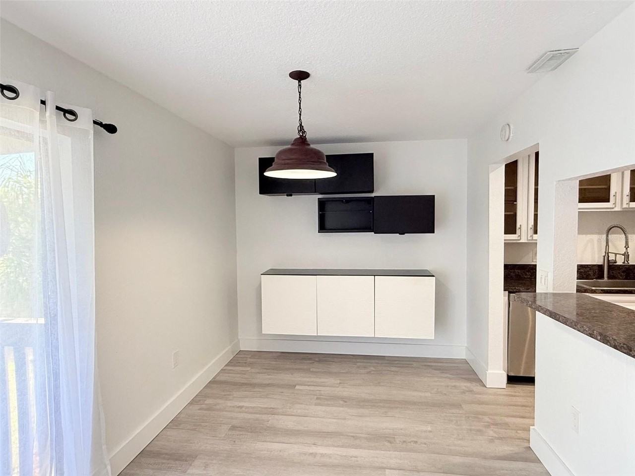 11409 8th St N #1506 - Photo 7 of 23