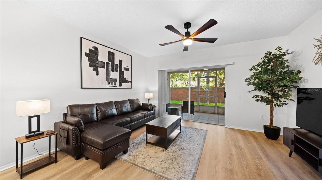 12444 Berkeley Square Dr - Photo 6 of 21