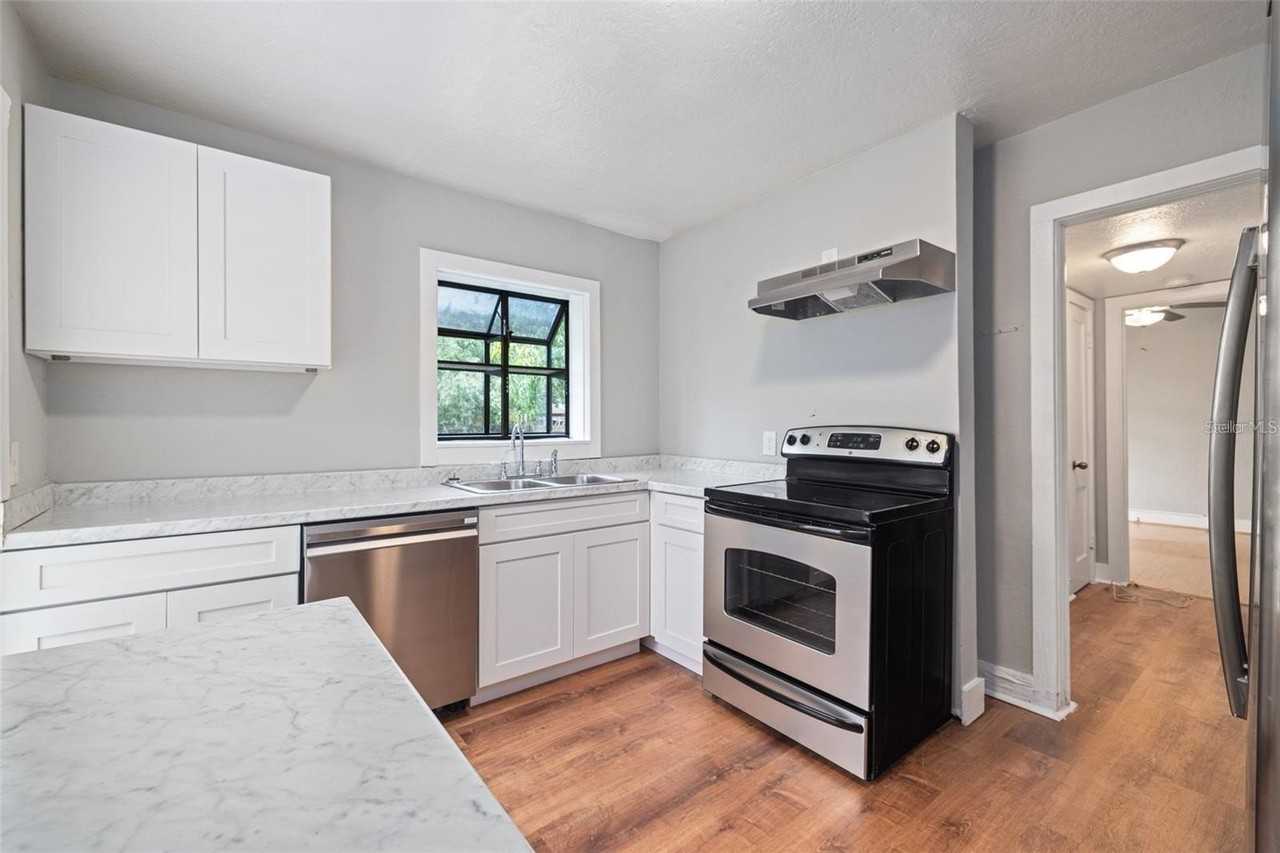 3818 W Euclid Ave - Photo 4 of 24