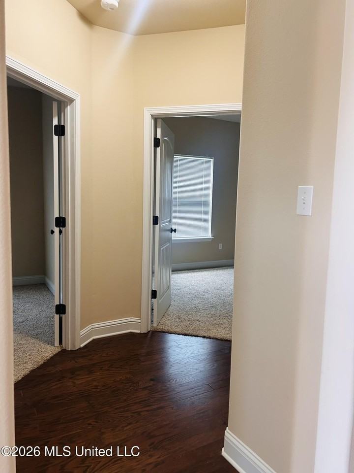 6038 Red Gate Dr - Photo 6 of 20
