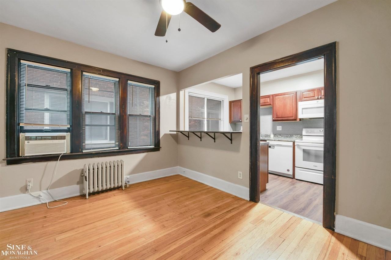 815 Beaconsfield Ave #2N - Photo 5 of 18