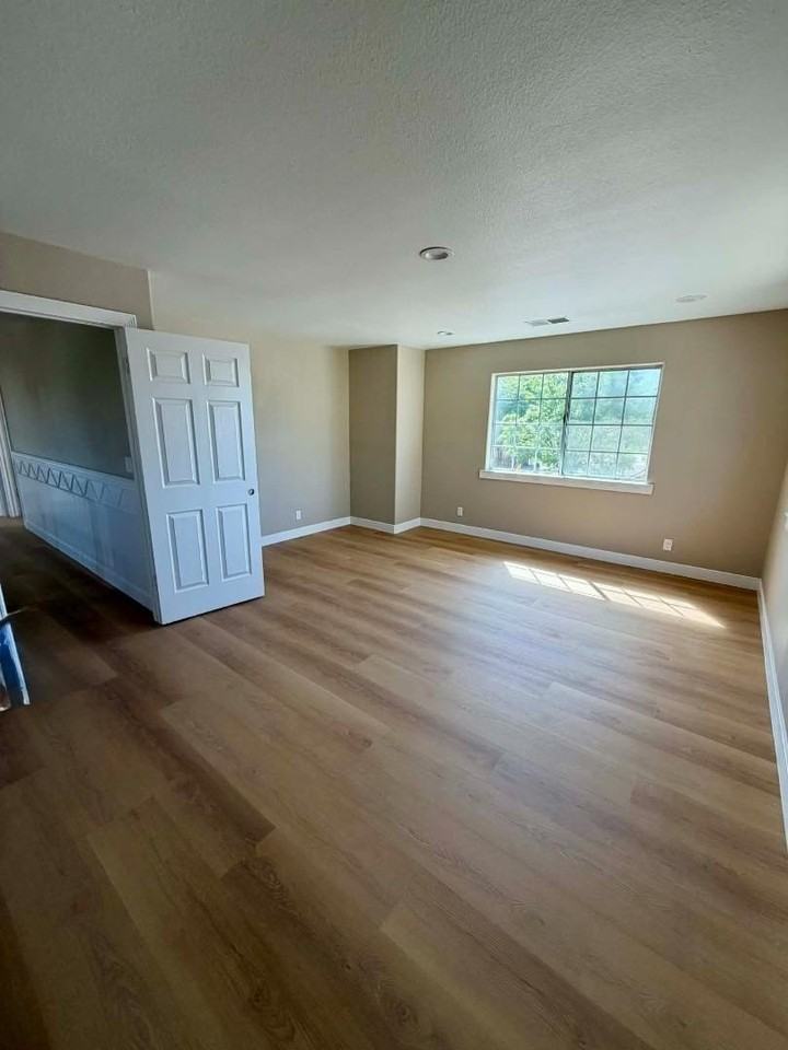 2106 Shortridge Ave - Photo 2 of 6