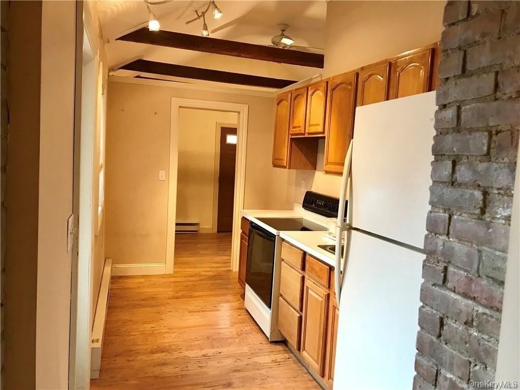 6 Main St - Photo 3 of 18