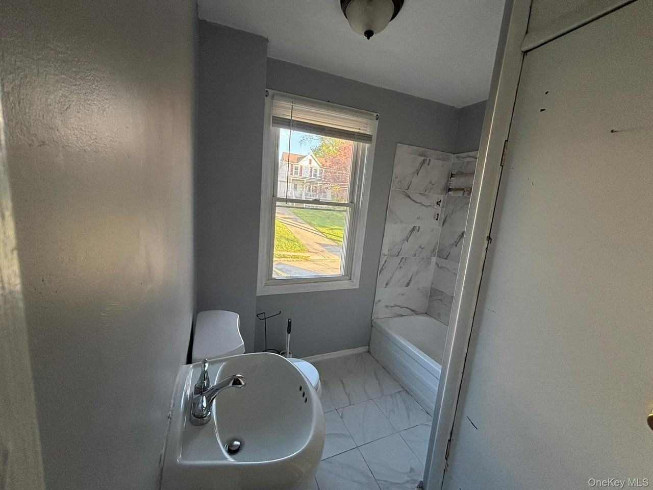 42 Maple St - Photo 7 of 13