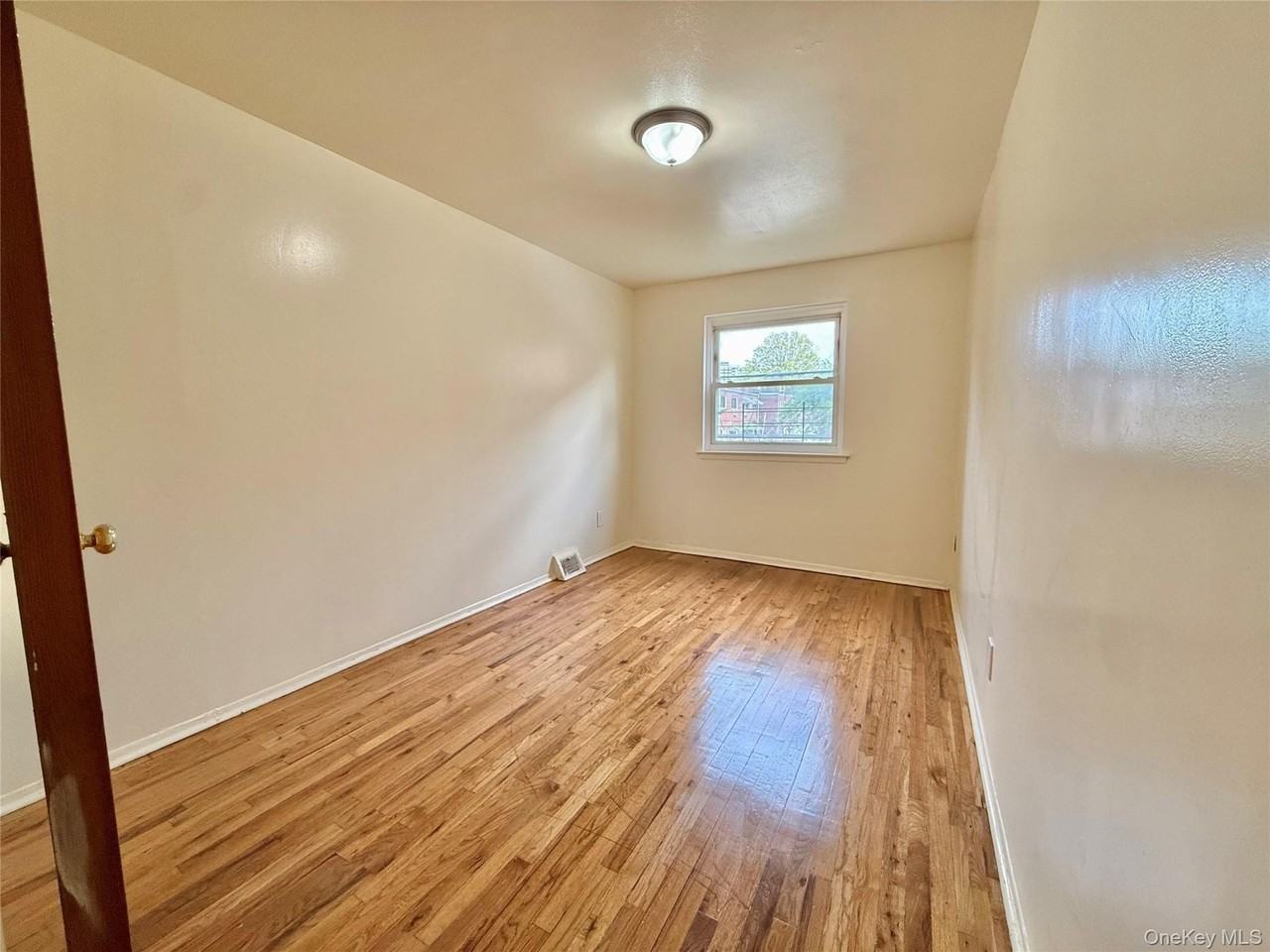 1958 Burke Ave #FL2 - Photo 7 of 10