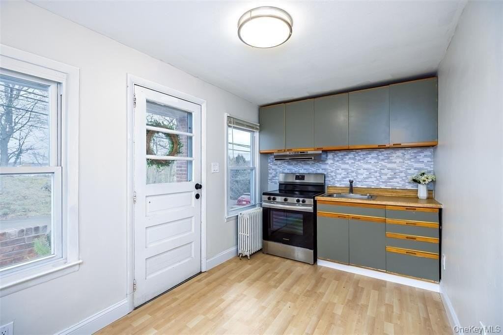 23 Pleasant Ave - Photo 6 of 14