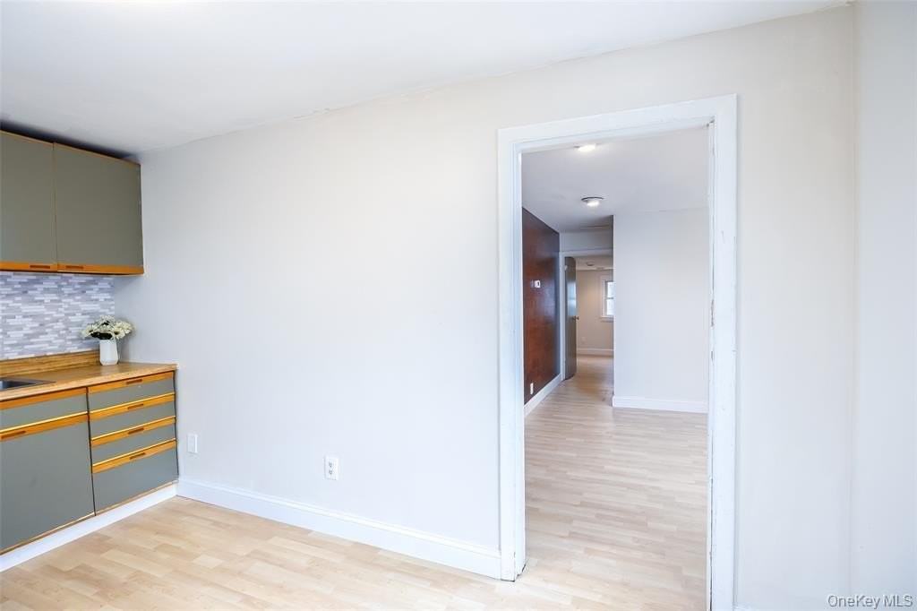 23 Pleasant Ave - Photo 7 of 14