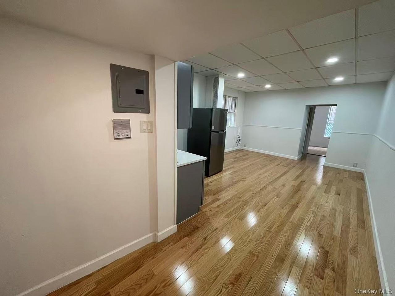 9054 Fort Hamilton Pkwy #1R - Photo 3 of 6