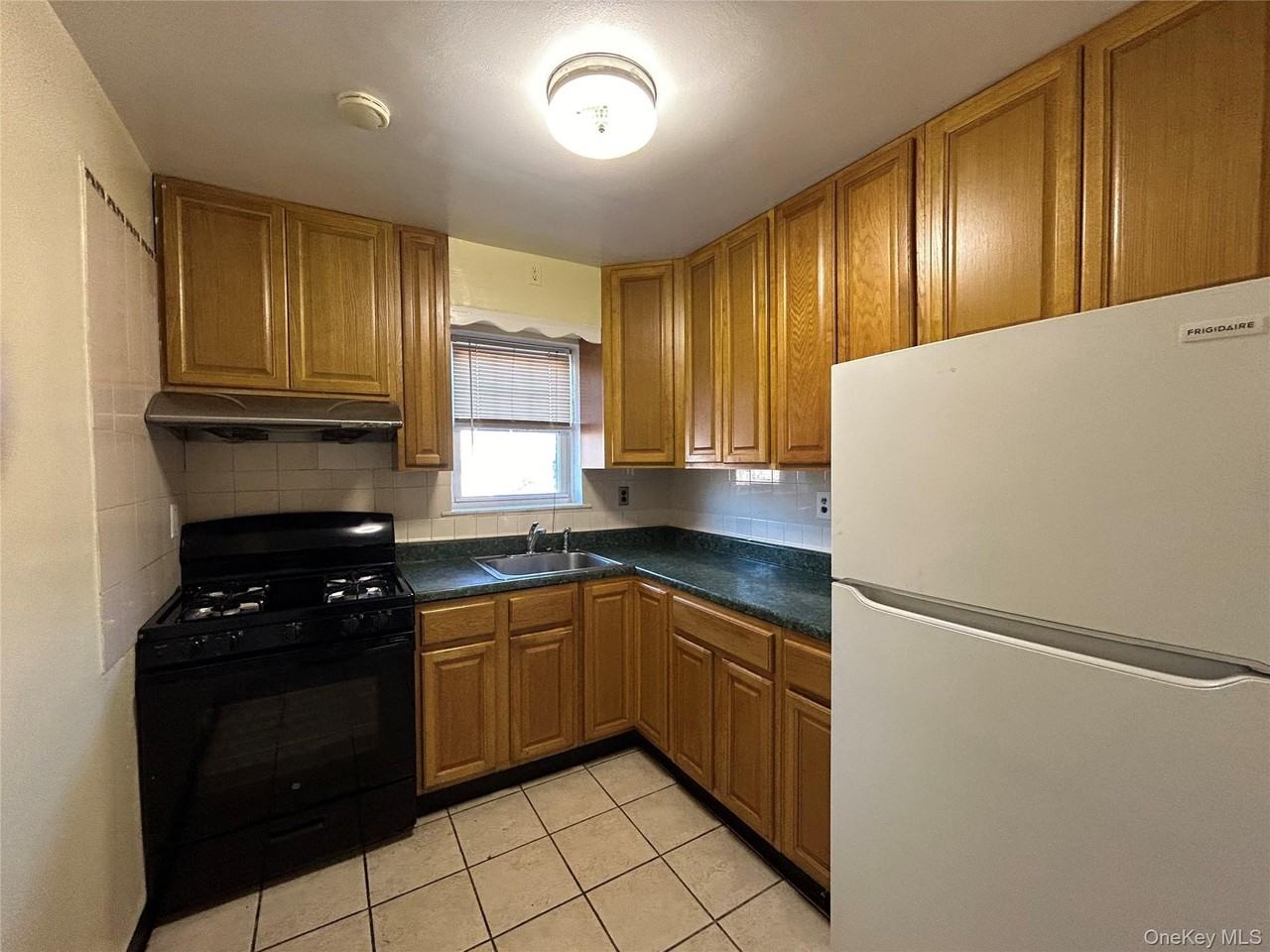 740 Palisade Ave - Photo 2 of 11