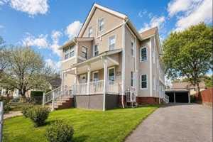 featured image of 585 Chestnut St #1