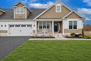 featured image of 35 Metacomet Rd #35