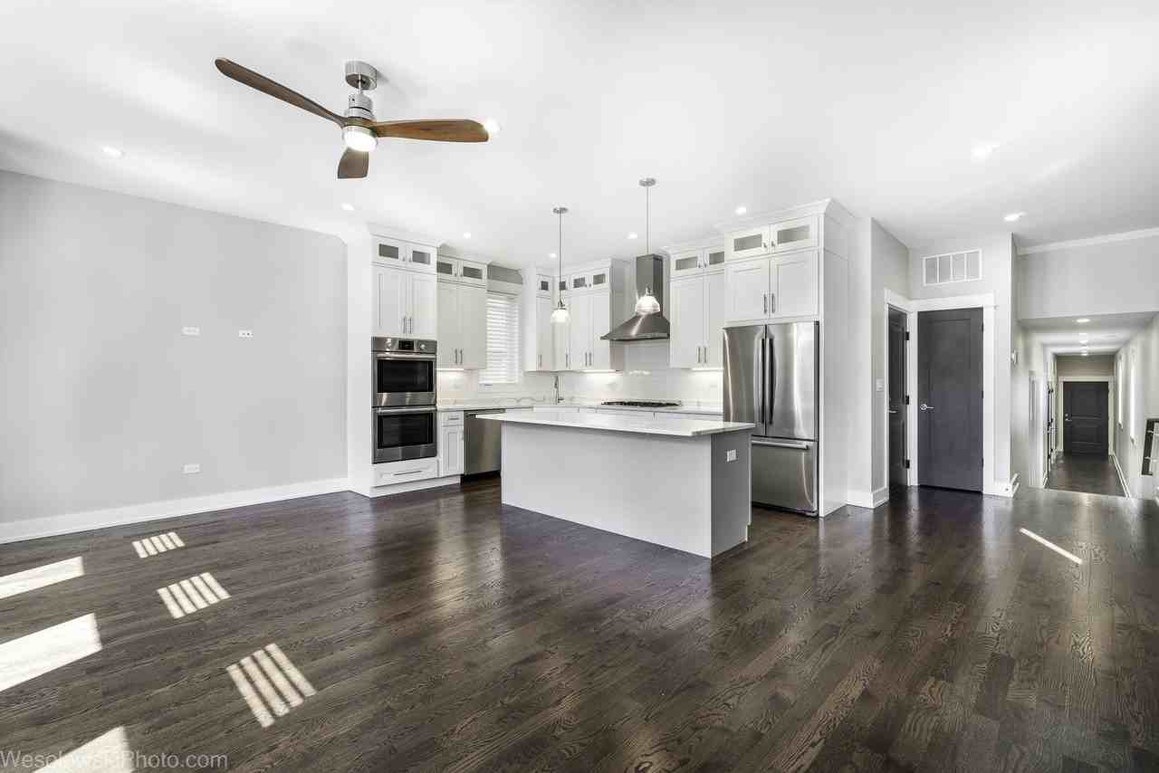 4317 S Forrestville Ave #3 - Photo 3 of 27