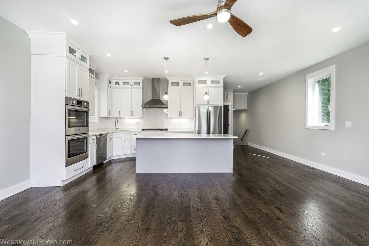 4317 S Forrestville Ave #3 - Photo 7 of 27