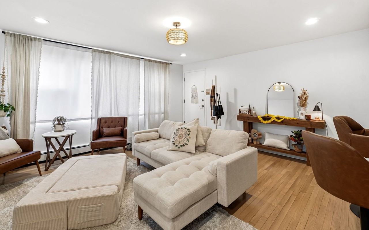 5241 N Reserve Ave #1W - Photo 4 of 16