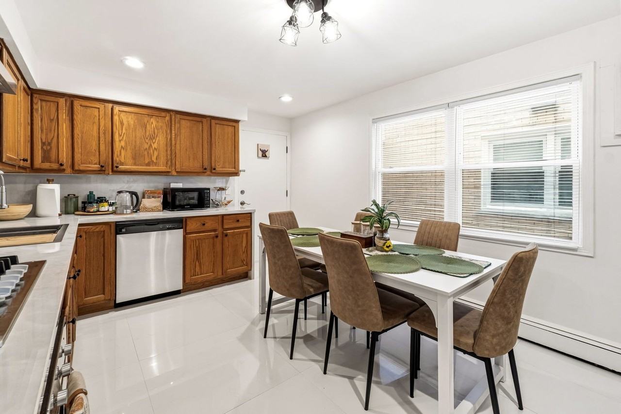 5241 N Reserve Ave #1W - Photo 6 of 16