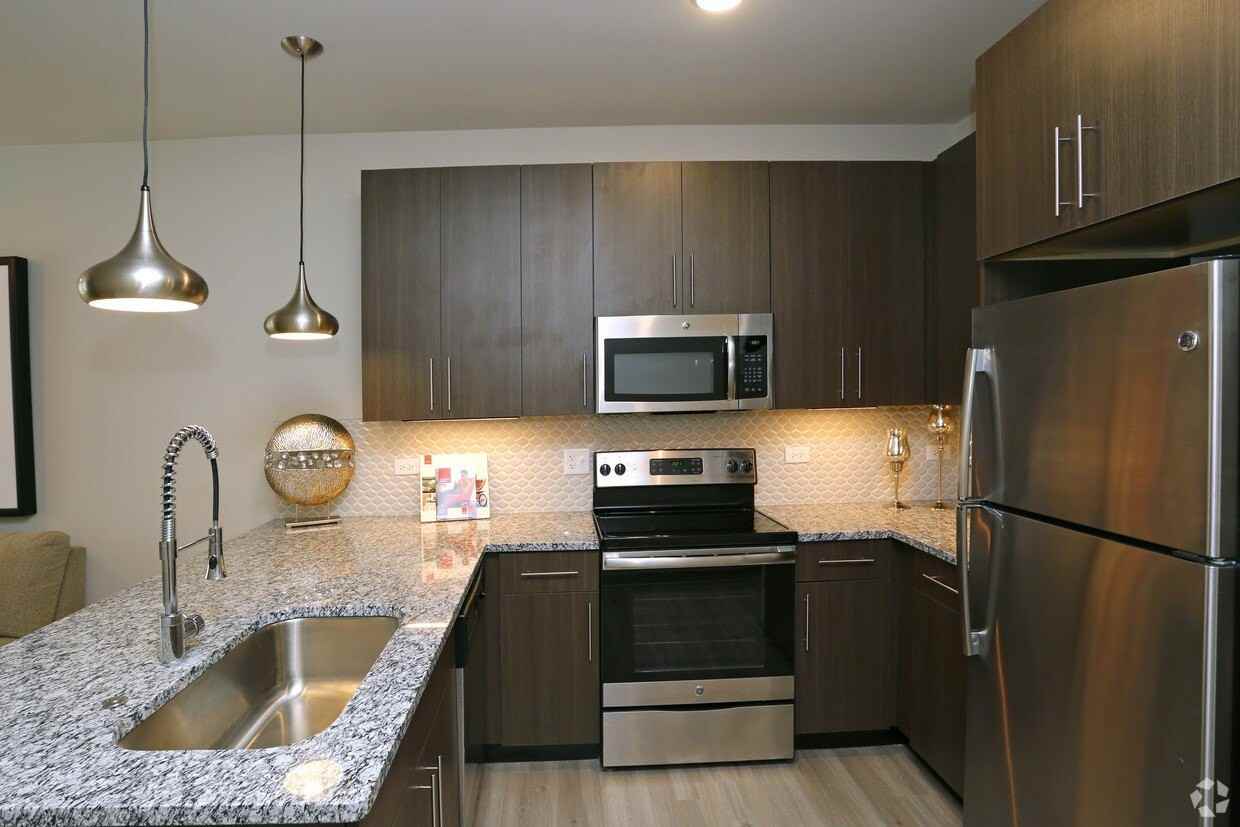 680 E Algonquin Rd #1304 - Photo 4 of 19